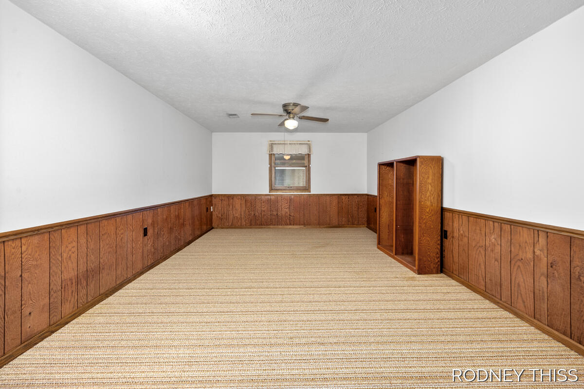 1908 Elizabeth Lane Jenison, MI 49428 - Photo 12 of 20 1908-Elizabeth_012