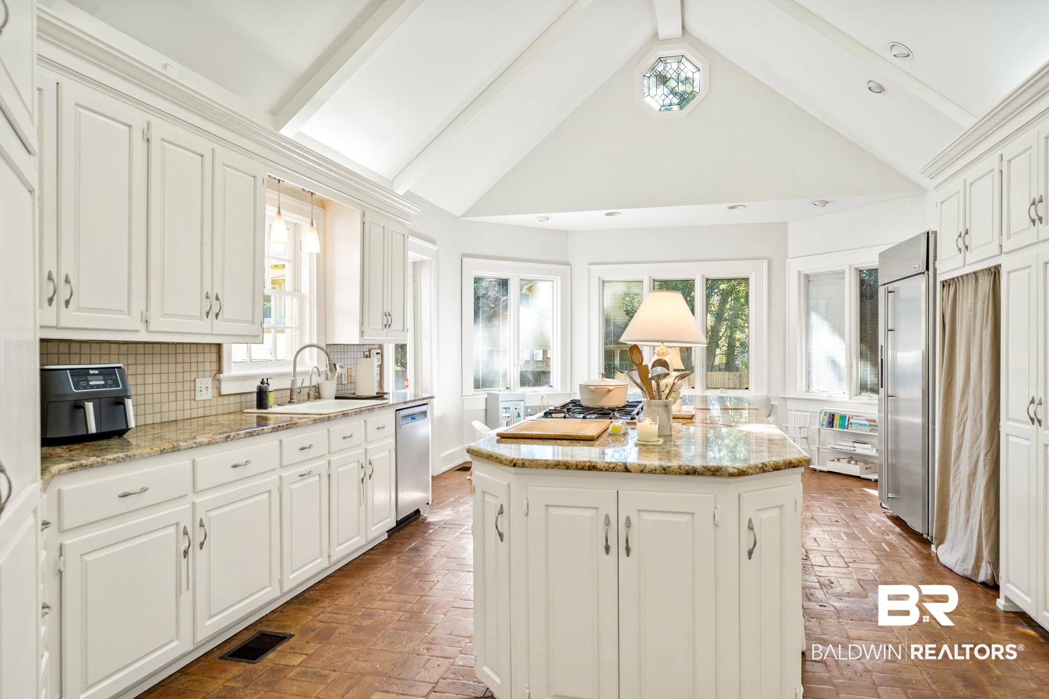 1207 Government Street Mobile, AL 36604 - Photo 19 of 38
