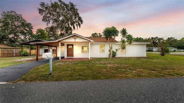 $265,000 | 127 Colonial Drive, Auburndale, FL 33823