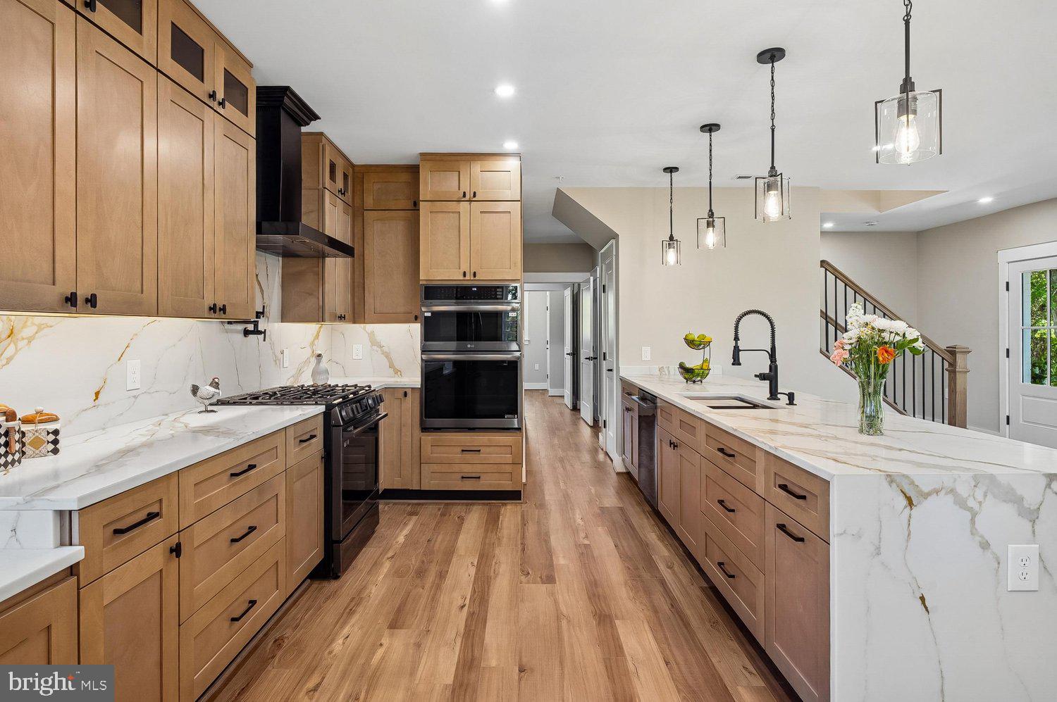 17304 Queen Anne Bridge Road Bowie, MD 20716 - Photo 17 of 73 Kitchen