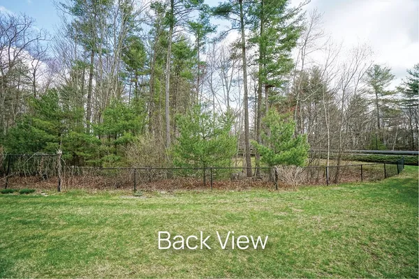 $669,000 | 4 Haley Court, Londonderry, NH 03053