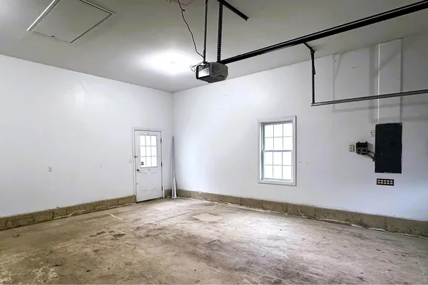$669,000 | 4 Haley Court, Londonderry, NH 03053