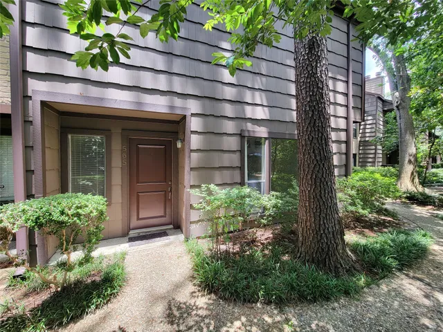 $225,000 | 11711 Memorial Drive, Unit 565, Houston, TX 77024