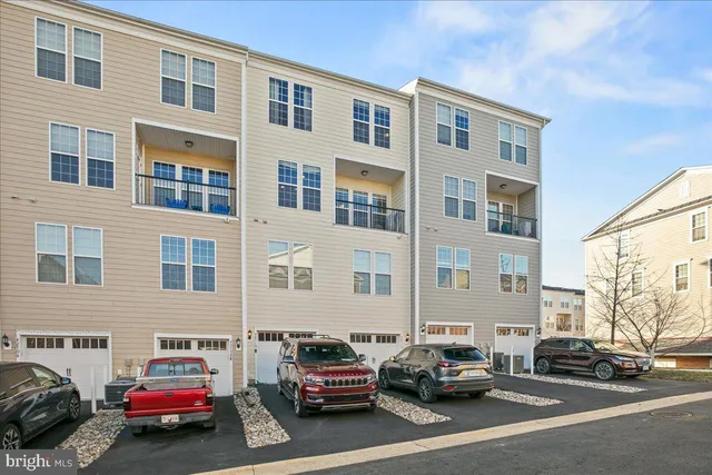 $560,000 | 42710 Telford Terrace, Ashburn, VA 20147