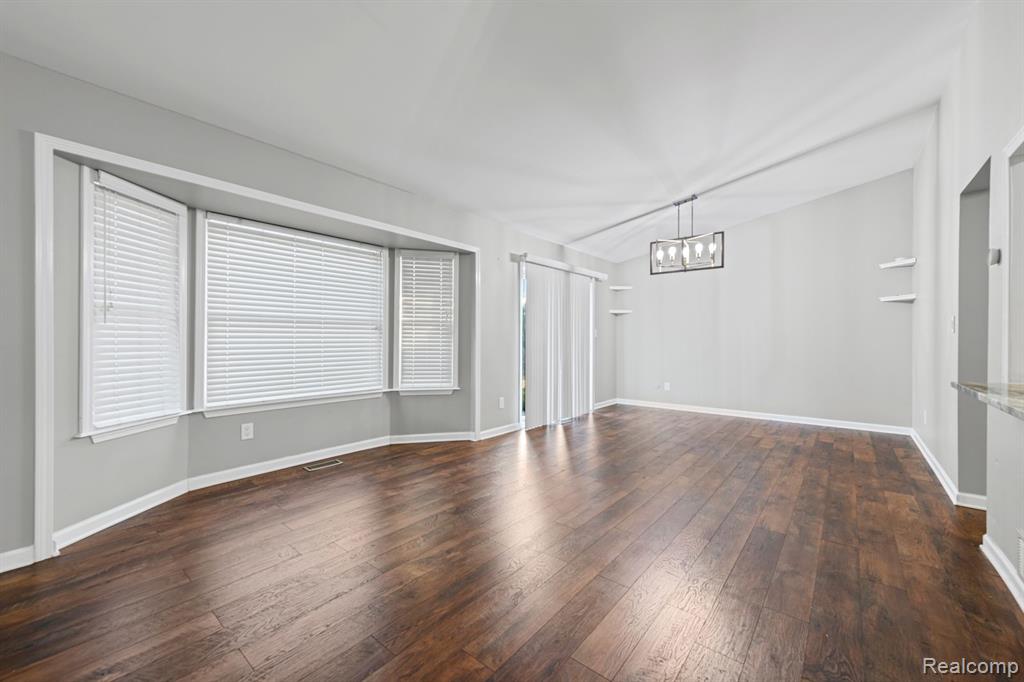 5216 Peekskill Drive Sterling Heights, MI 48310 - Photo 14 of 21