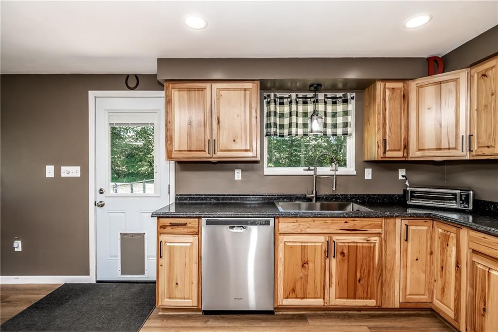 3935 Clarksburg Road Clarksburg, PA 15725 - Photo 24 of 41