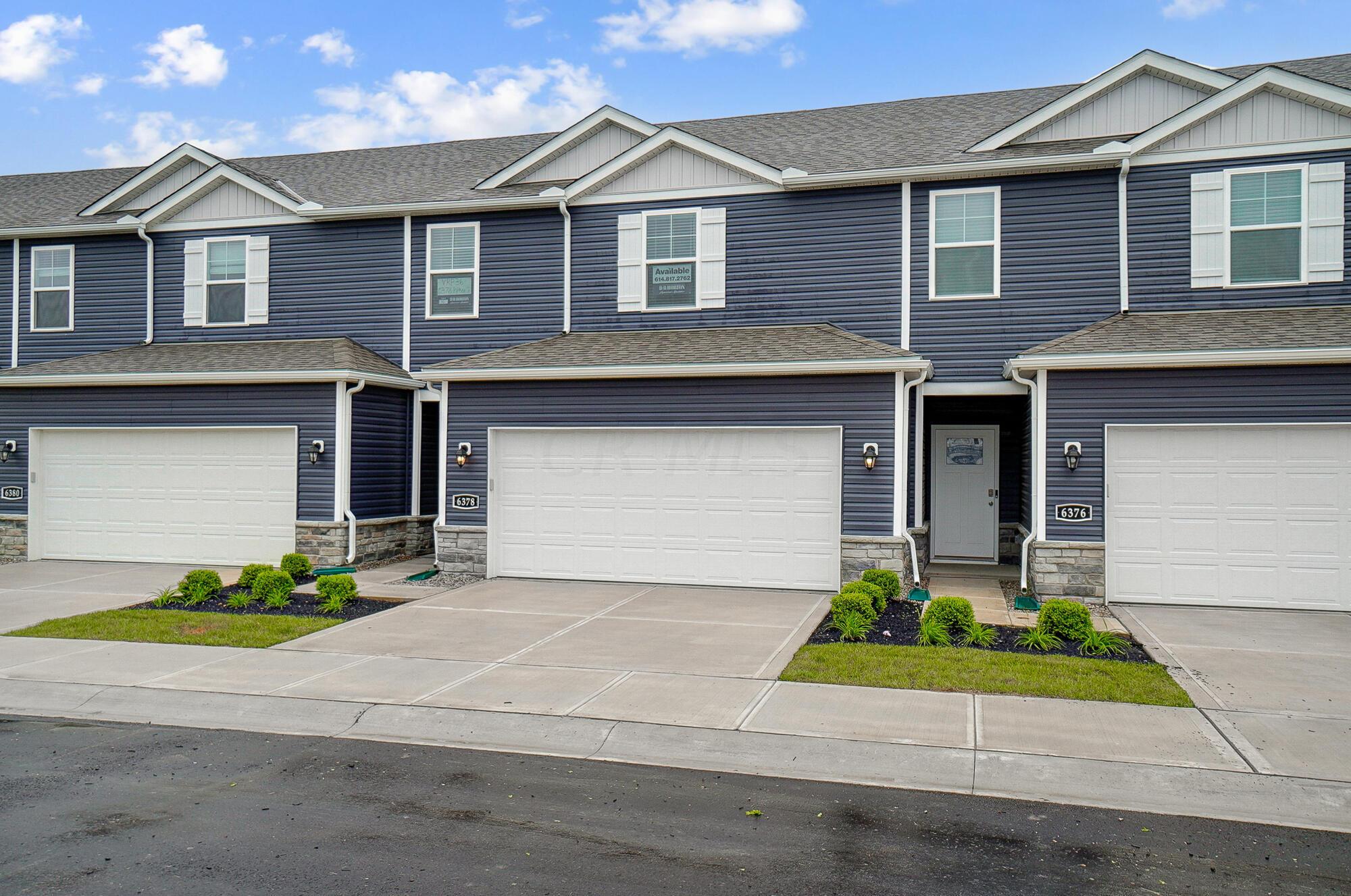 6378 Ripken Street Columbus, OH 43228 - Photo 2 of 51 002