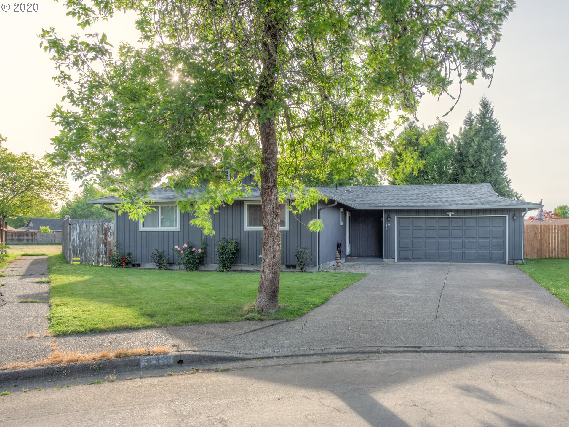 532 South 51st Place Springfield, OR 97478 - Photo 2 of 27