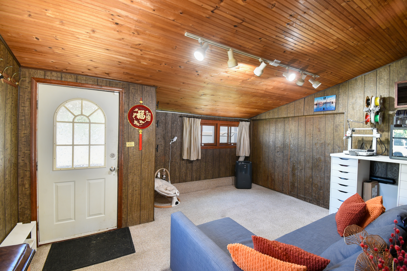 8145 State Road Burbank, IL 60459 - Photo 2 of 31 Gallery Image 2