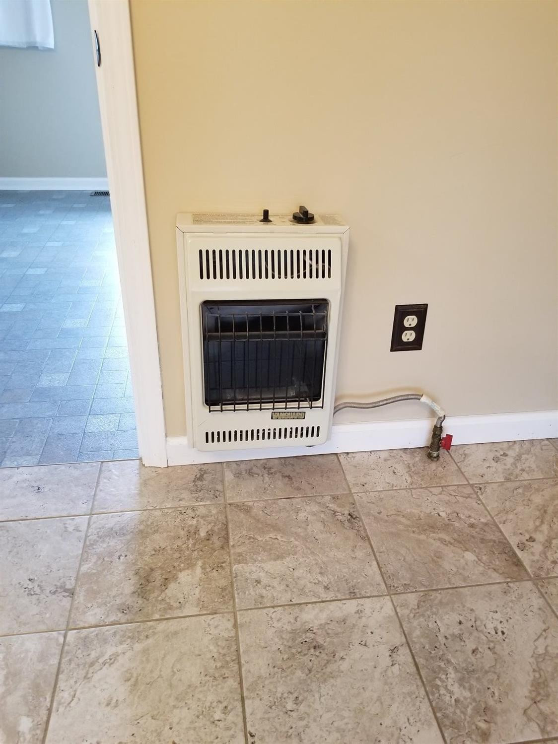 1111 Aaron Barnett Road Lawrenceburg, KY 40342 - Photo 23 of 84 Master bedroom backup propane heat