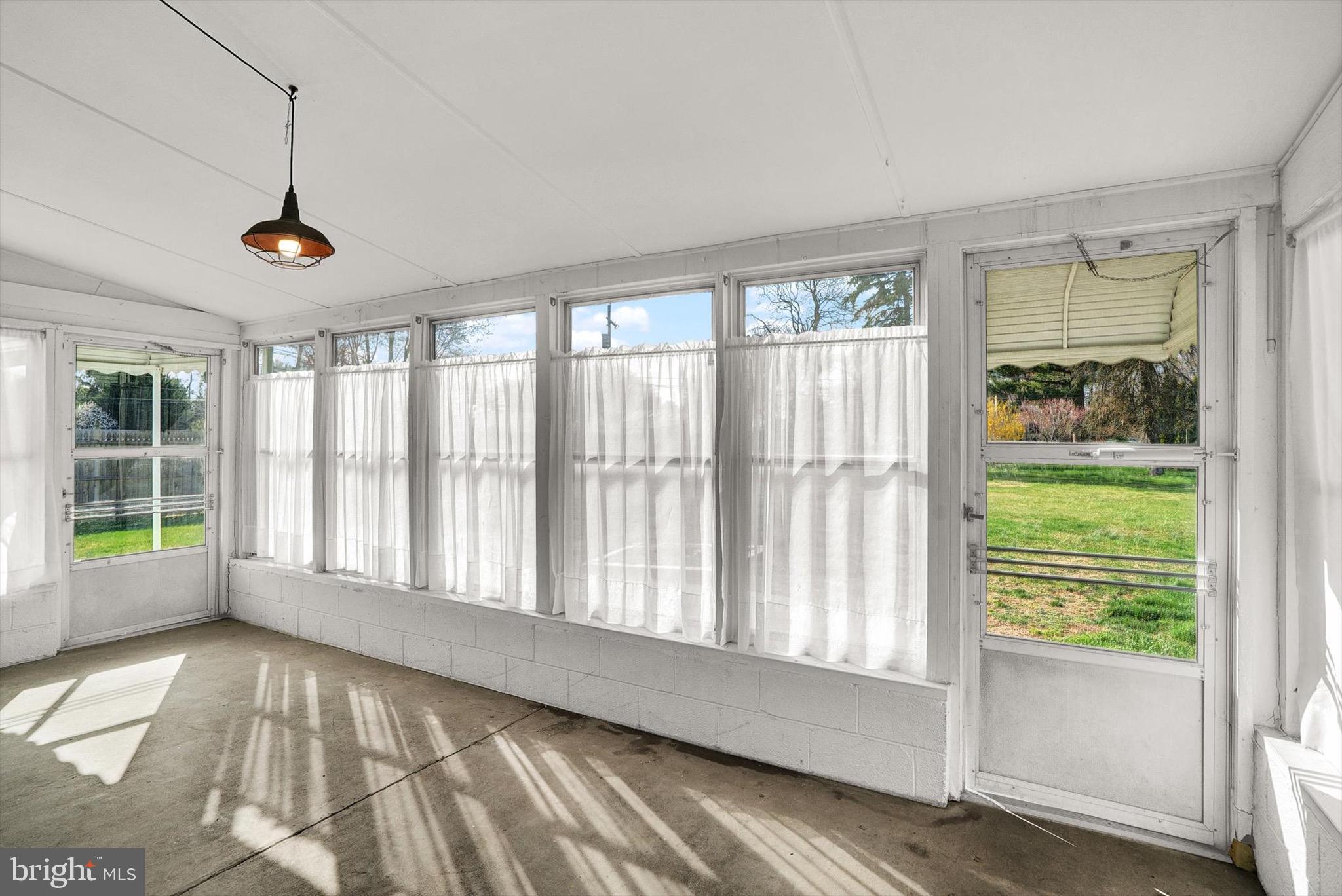 686 Mearns Road Warminster, PA 18974 - Photo 27 of 35 Gallery Image 27