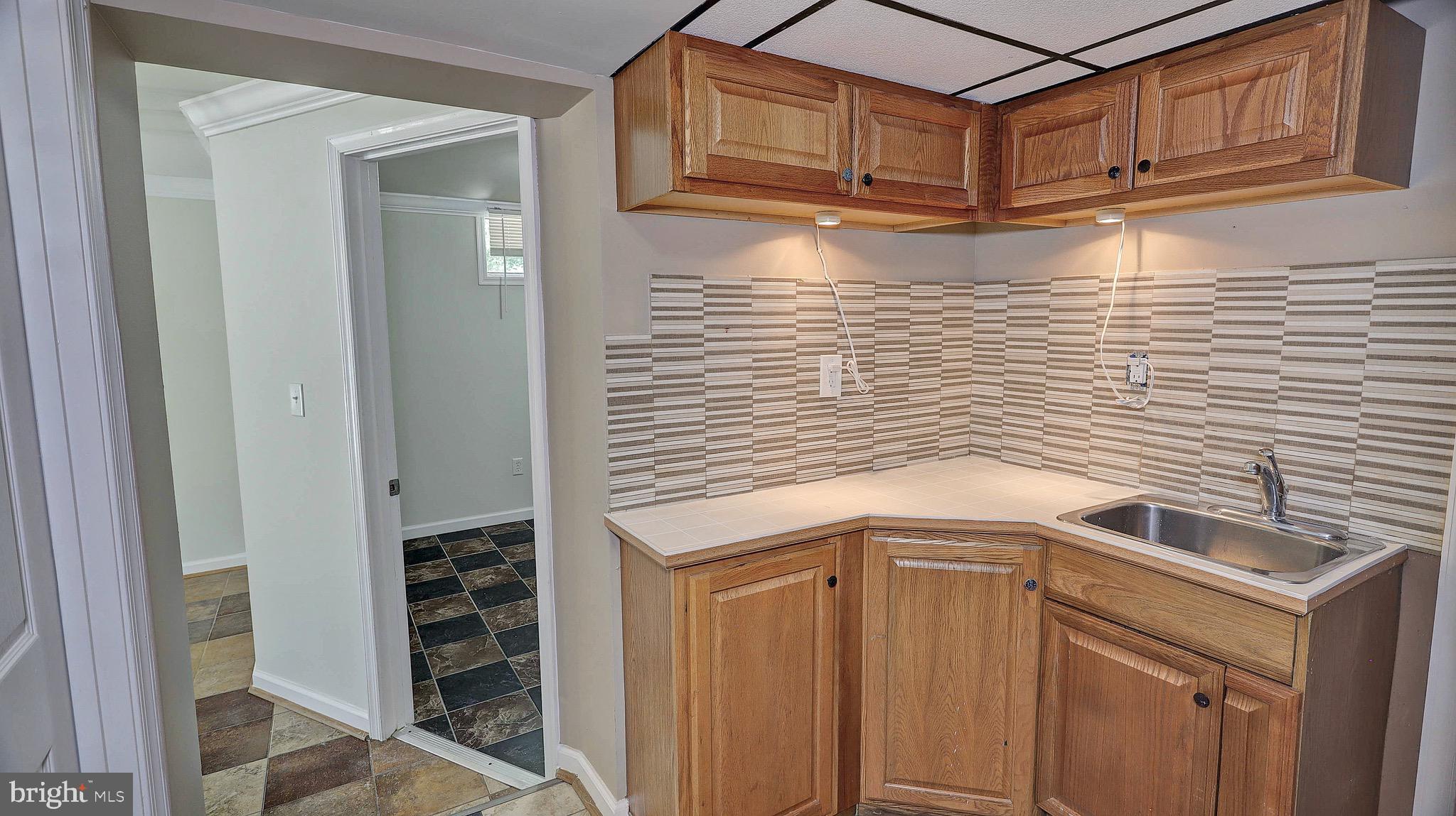5905 Hanover Avenue Springfield, VA 22150 - Photo 22 of 40