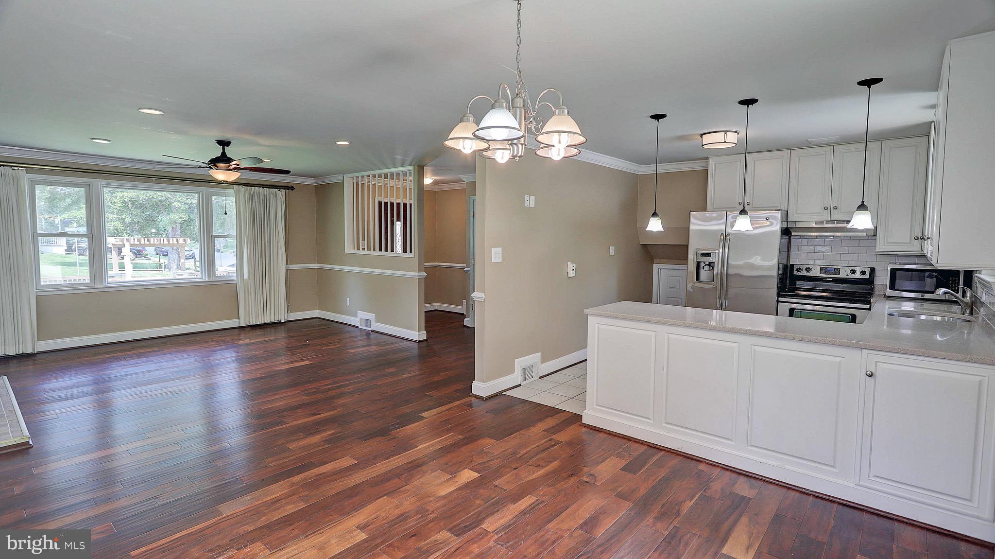 5905 Hanover Avenue Springfield, VA 22150 - Photo 8 of 40