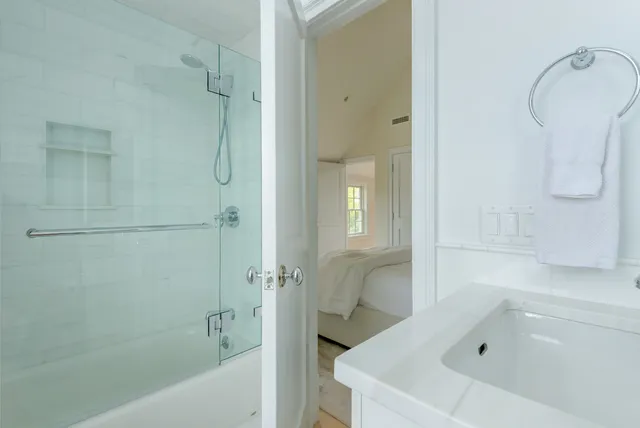 $8,650,000 | 15 Gingy Lane, Nantucket, MA 02554