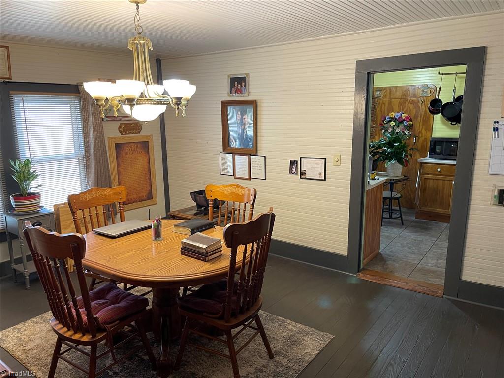 1041 Jackson Road Westfield, NC 27053 - Photo 7 of 32 Dining Room View # 2