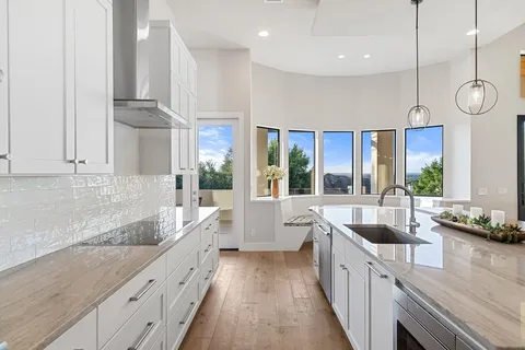 $1,750,000 | 12000 Preserve Vista Terrace, Austin, TX 78738