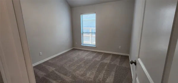 $2,299 | 340 Banyon Drive, Georgetown, TX 78628