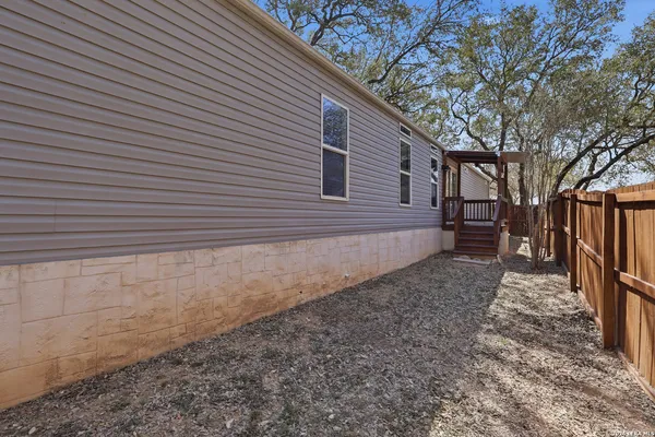 $245,000 | 285 Brianna Court, Von Ormy, TX 78073