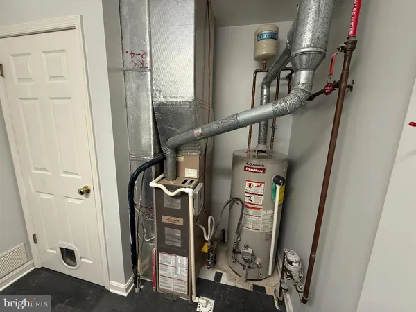 $215,000 | 5809 Hidden Lake Drive, Harrisburg, PA 17111