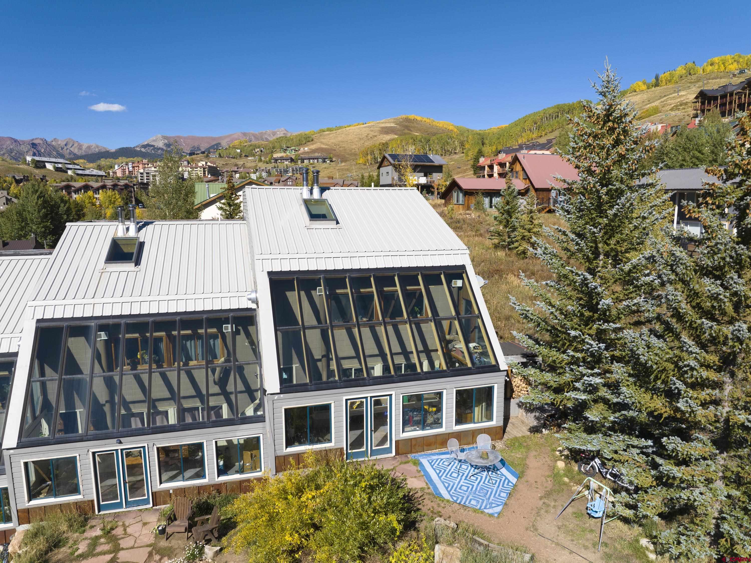 26 Castle Road, Unit 6 Crested Butte, CO 81225 - Photo 2 of 33 Gallery Image 2