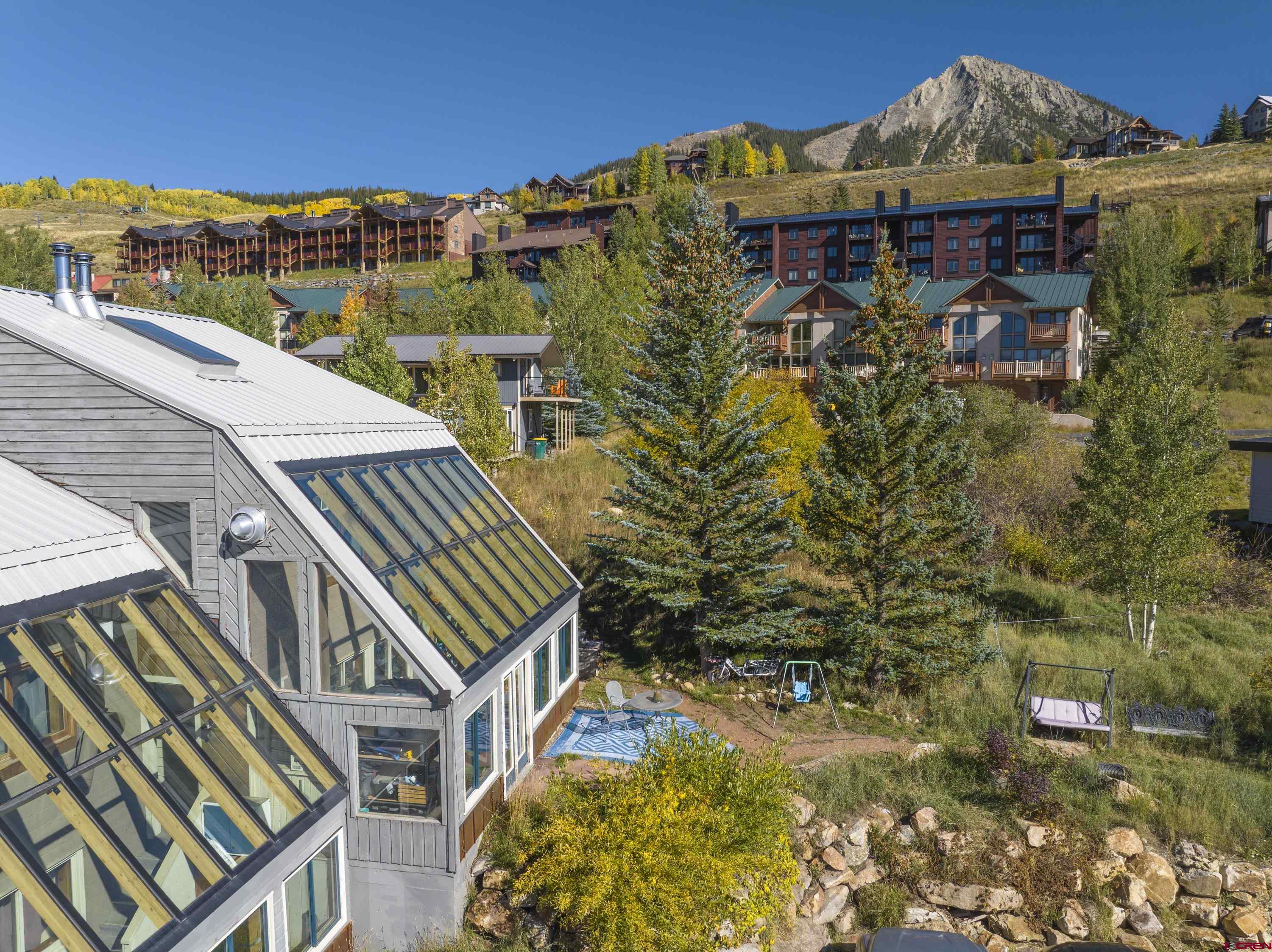 26 Castle Road, Unit 6 Crested Butte, CO 81225 - Photo 4 of 33 Gallery Image 4