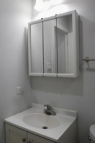 $1,800 | 22407 Strassburg Avenue, Sauk Village, IL 60411