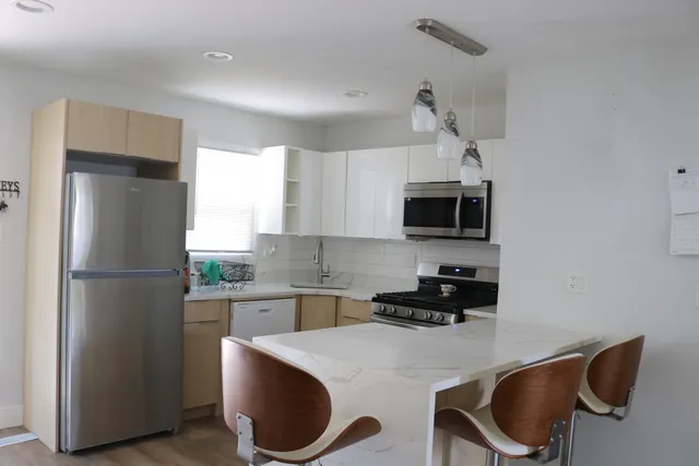 $1,800 | 22407 Strassburg Avenue, Sauk Village, IL 60411