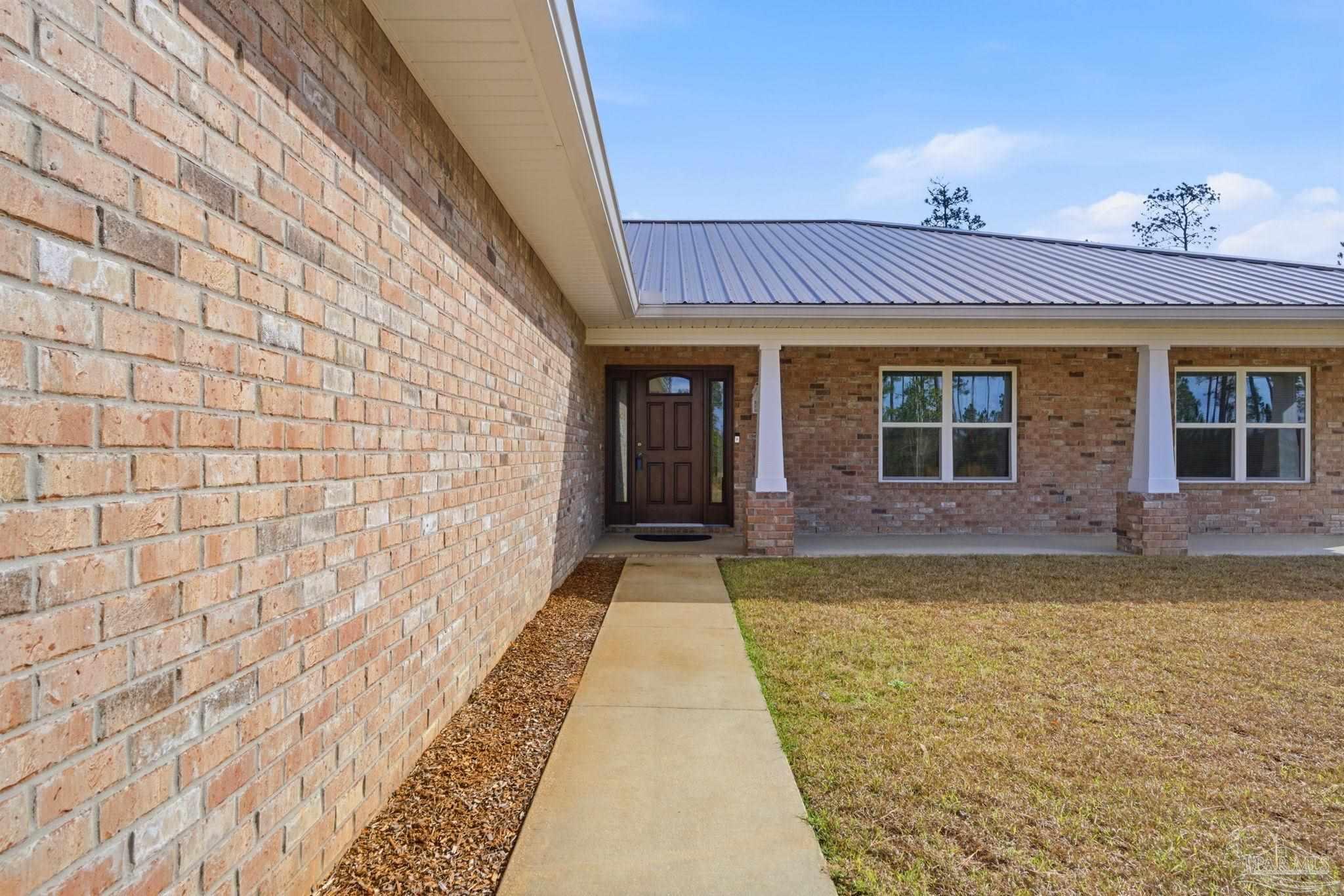 1828 Lewis Road Milton, FL 32570 - Photo 5 of 50 Gallery Image 5