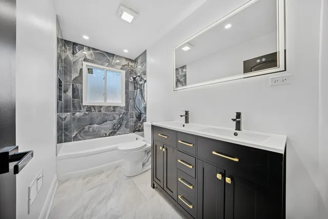 $544,998 | 6226 North La Crosse Avenue, Chicago, IL 60646