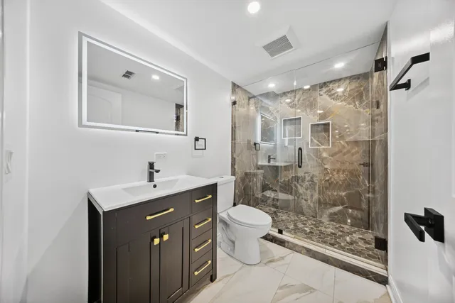 $544,998 | 6226 North La Crosse Avenue, Chicago, IL 60646