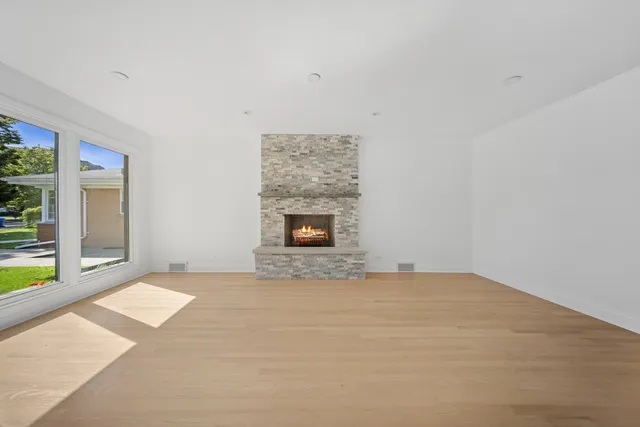 $544,998 | 6226 North La Crosse Avenue, Chicago, IL 60646