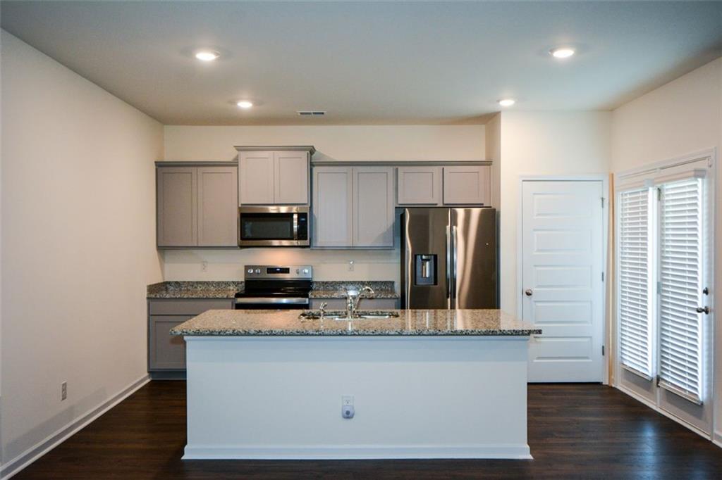 8594 Seabiscuit Road Lithonia, GA 30058 - Photo 12 of 33