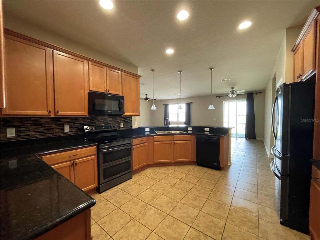 10026 Weathers Loop Clermont, FL 34711 - Photo 2 of 27