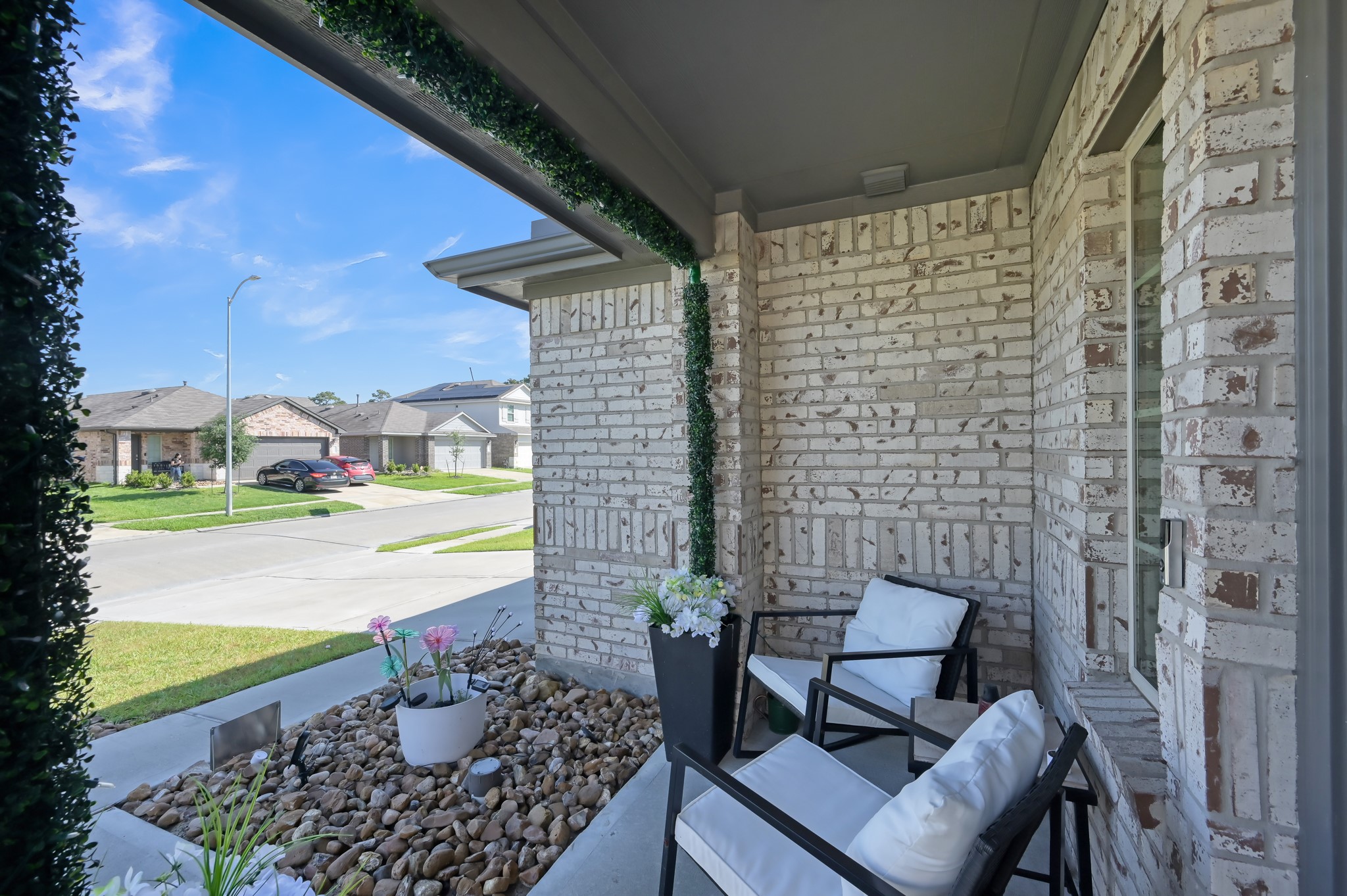 2422 Silver Prairie Ln Spring Spring, TX 77373 - Photo 5 of 45
