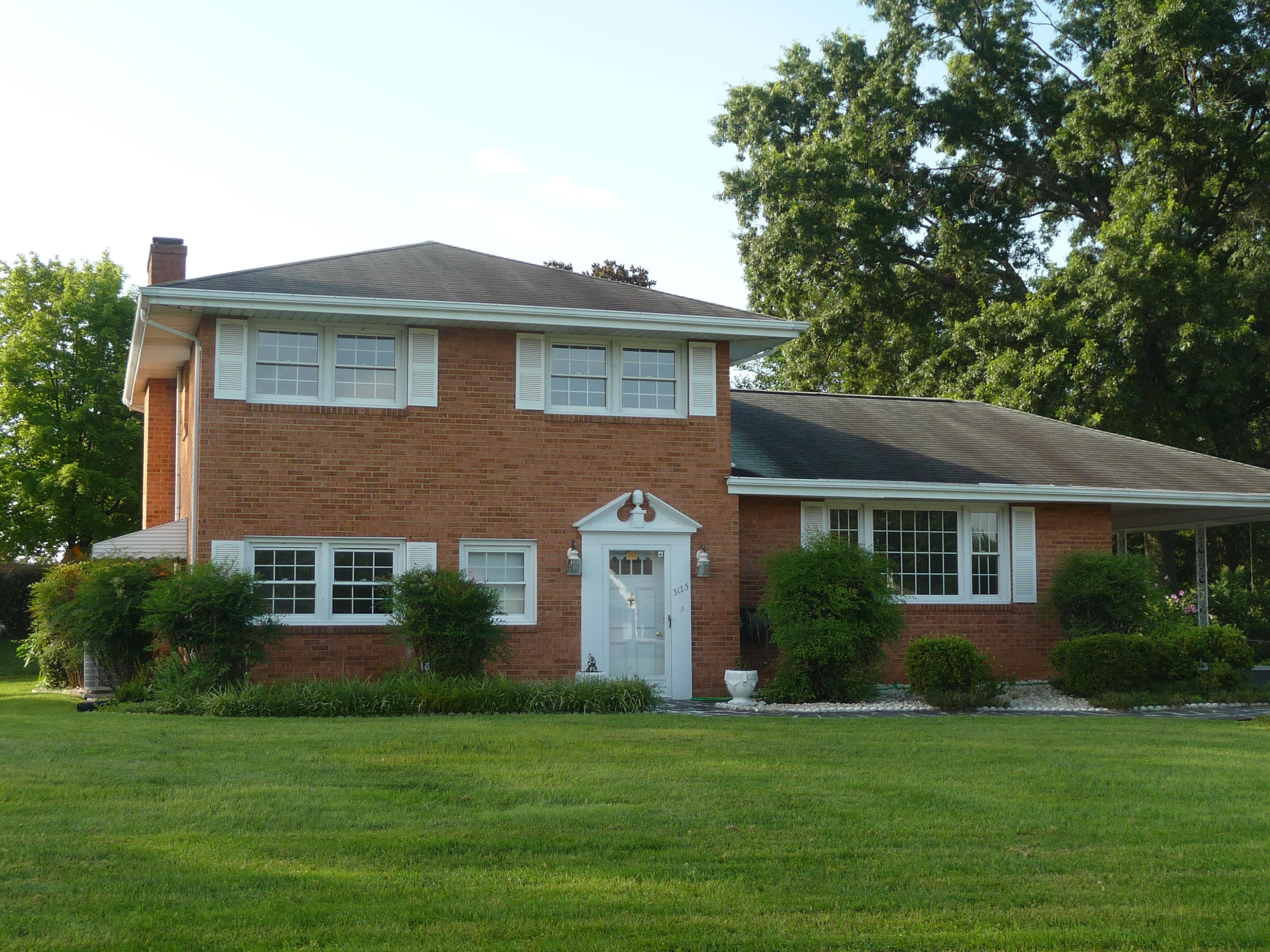 3123 Northside Road Roanoke, VA 24019 - Photo 1 of 77 Front of Home