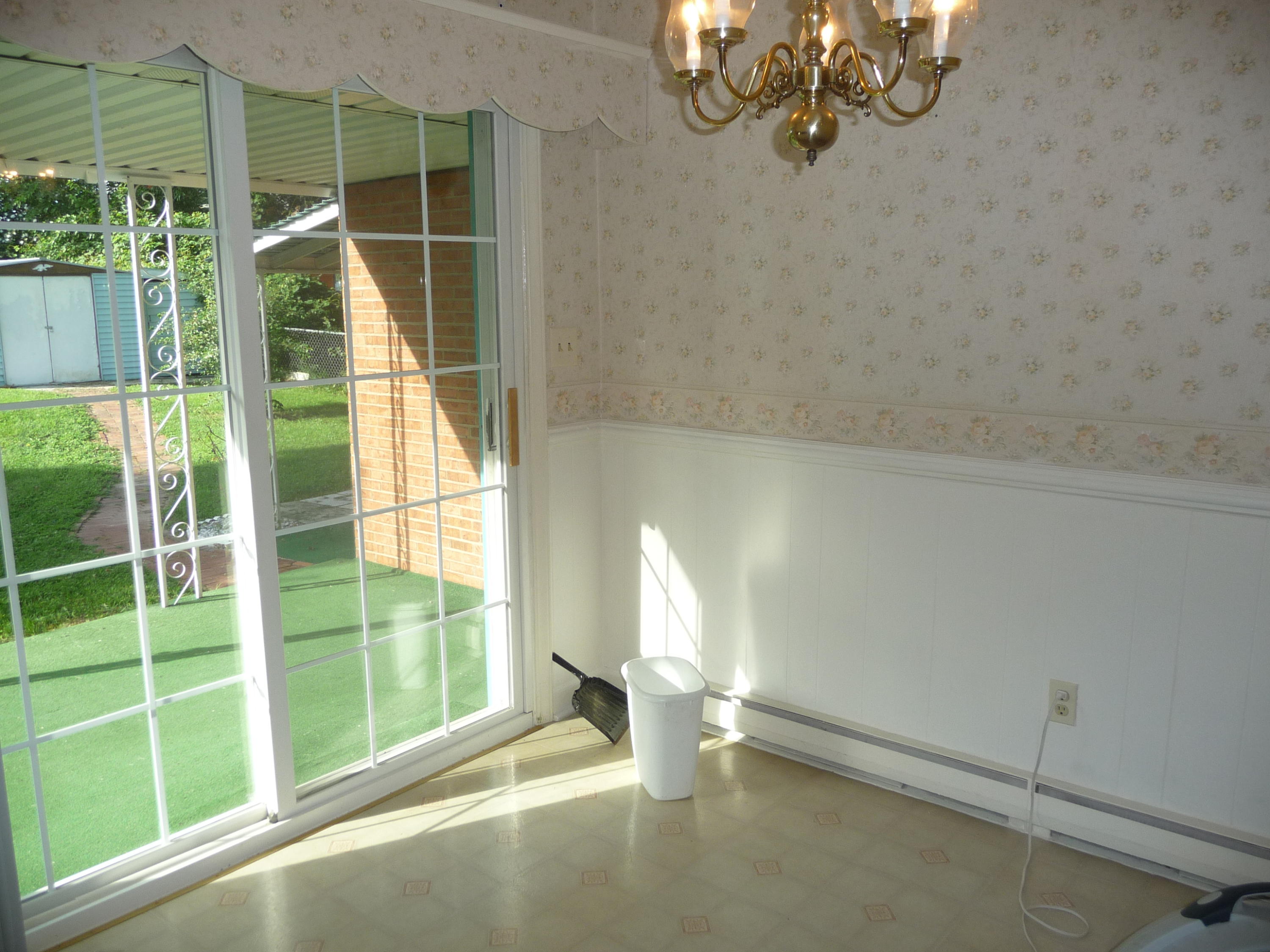 3123 Northside Road Roanoke, VA 24019 - Photo 18 of 77 P1140407