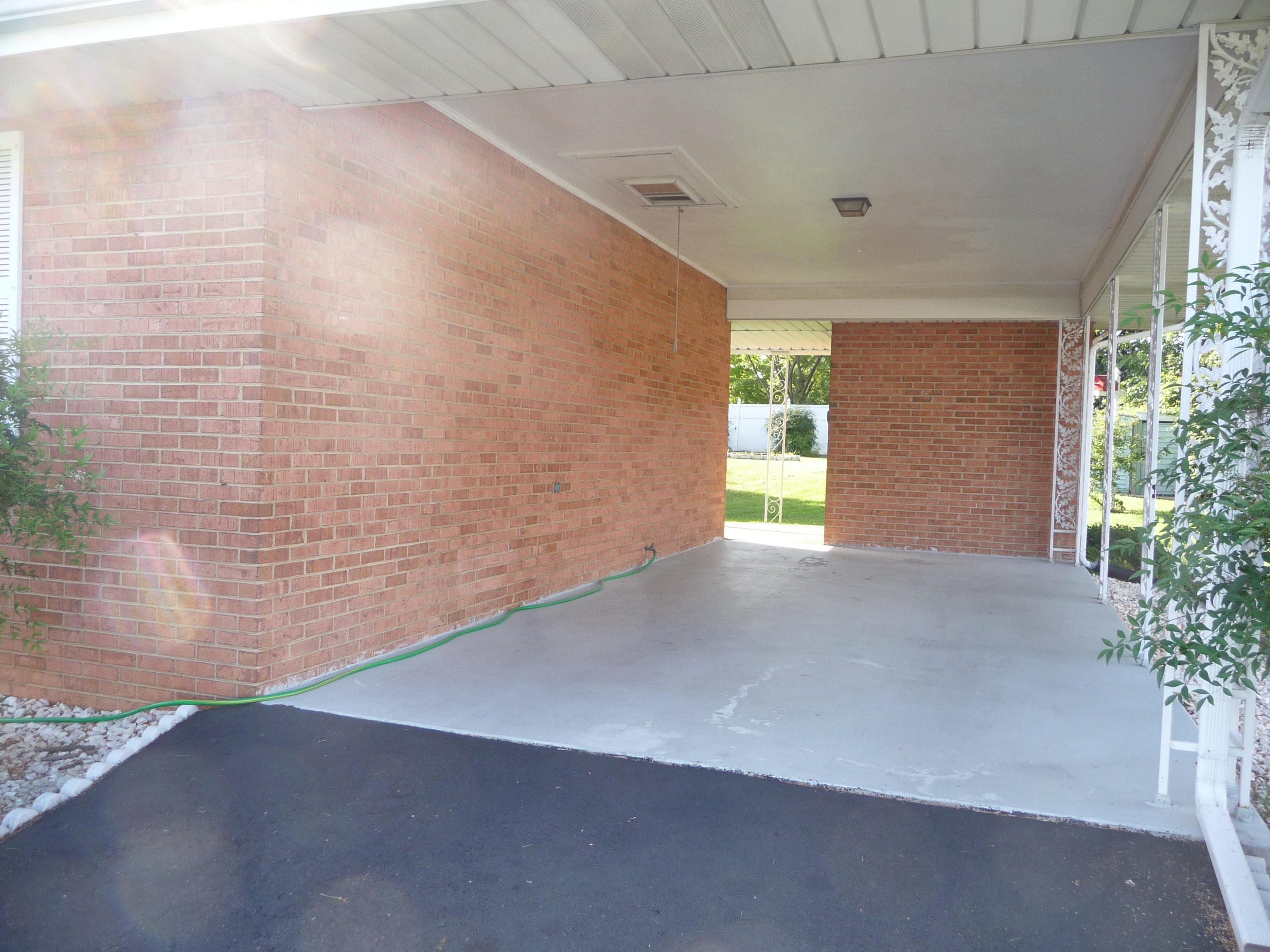 3123 Northside Road Roanoke, VA 24019 - Photo 42 of 77 P1140435