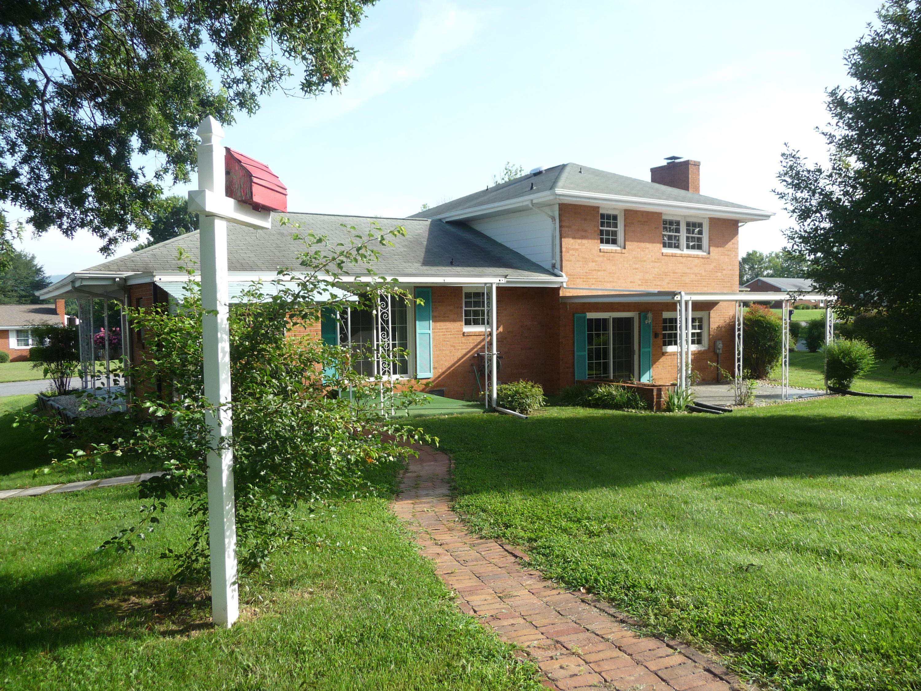 3123 Northside Road Roanoke, VA 24019 - Photo 56 of 77 P1140449
