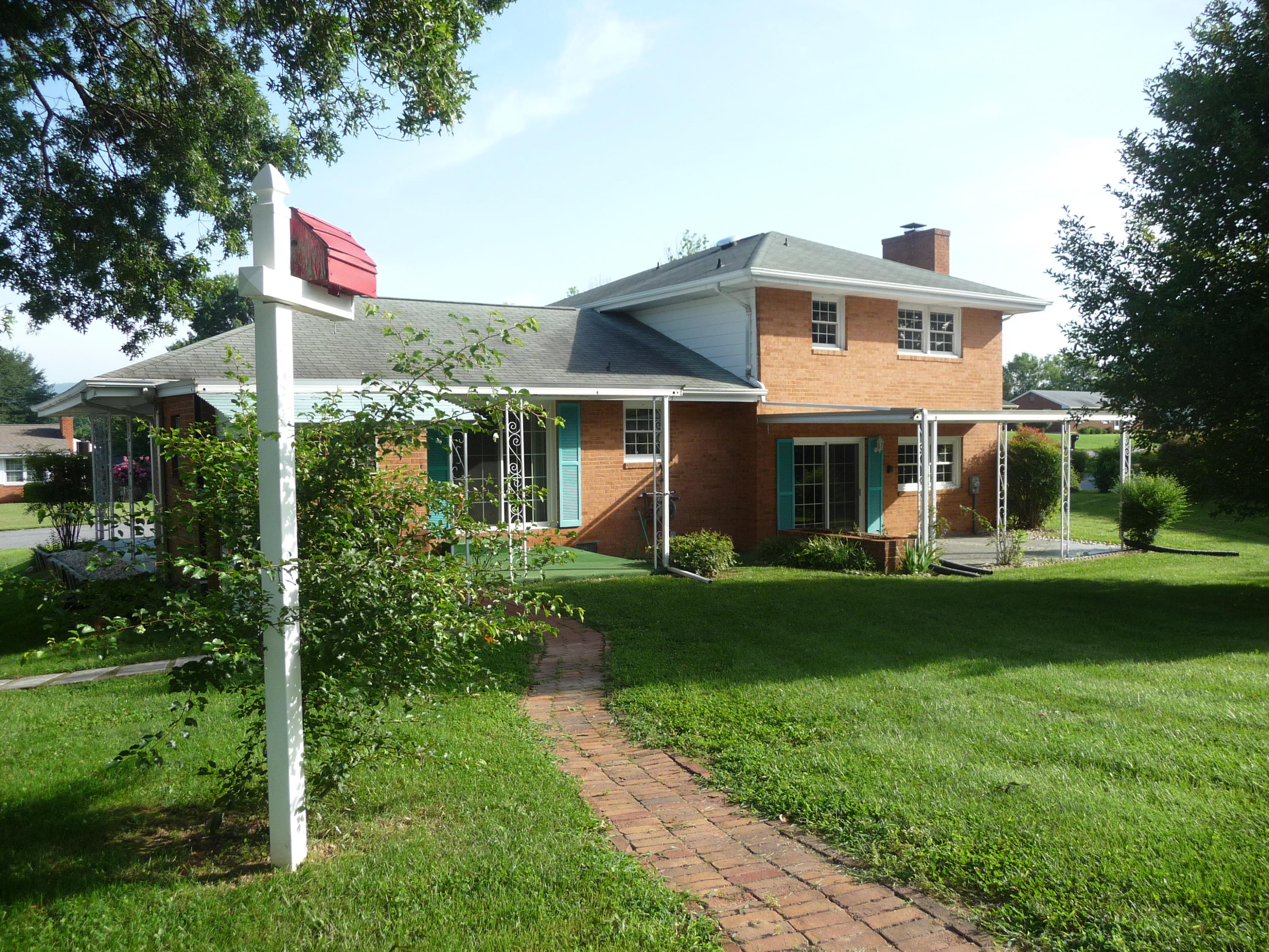3123 Northside Road Roanoke, VA 24019 - Photo 57 of 77 P1140450