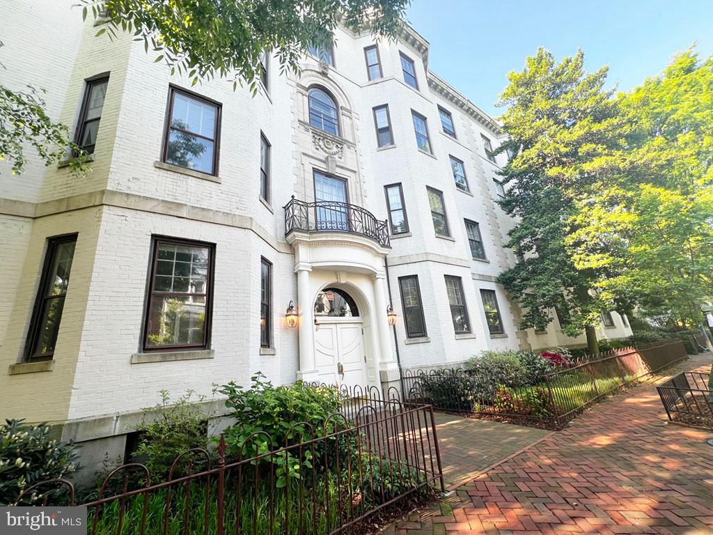 3014 Dent Place Northwest, Unit 4E Washington, DC 20007 - Photo 1 of 14 Beautiful historic building