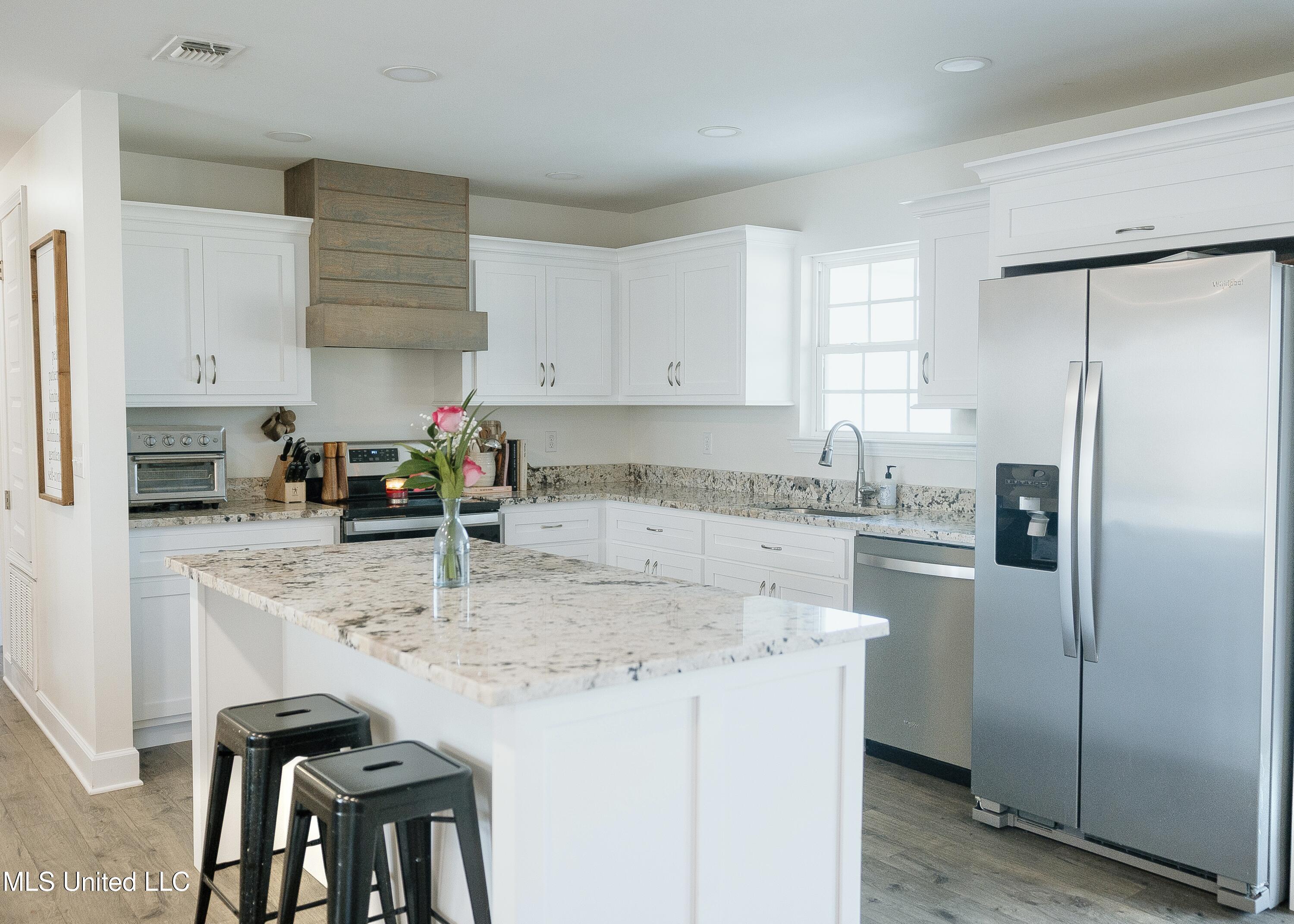 1290 Rocky Creek Road Lucedale, MS 39452 - Photo 4 of 16 5C4A1855