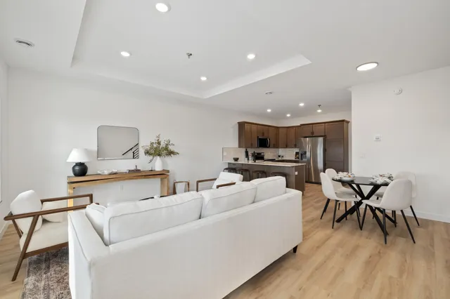 $389,900 | 5885 41st Street South, Fargo, ND 58104