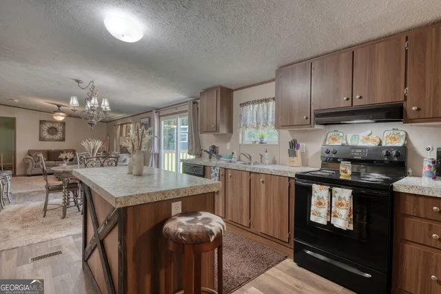 $462,000 | 9656 Phillips Road, Young Harris, GA 30582