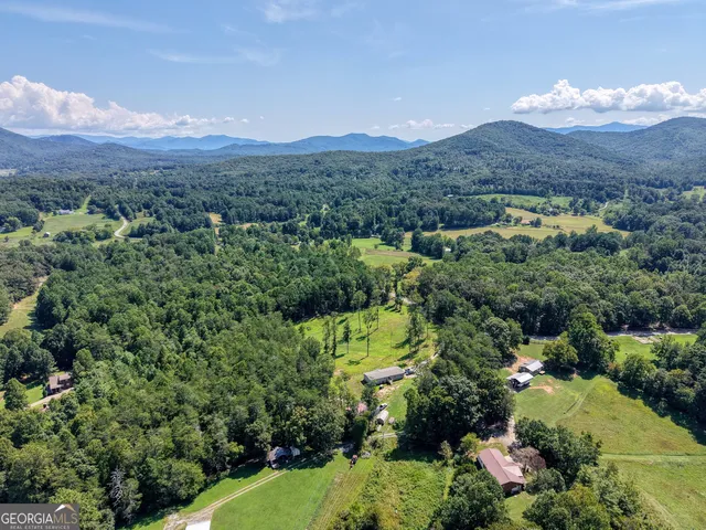 $462,000 | 9656 Phillips Road, Young Harris, GA 30582