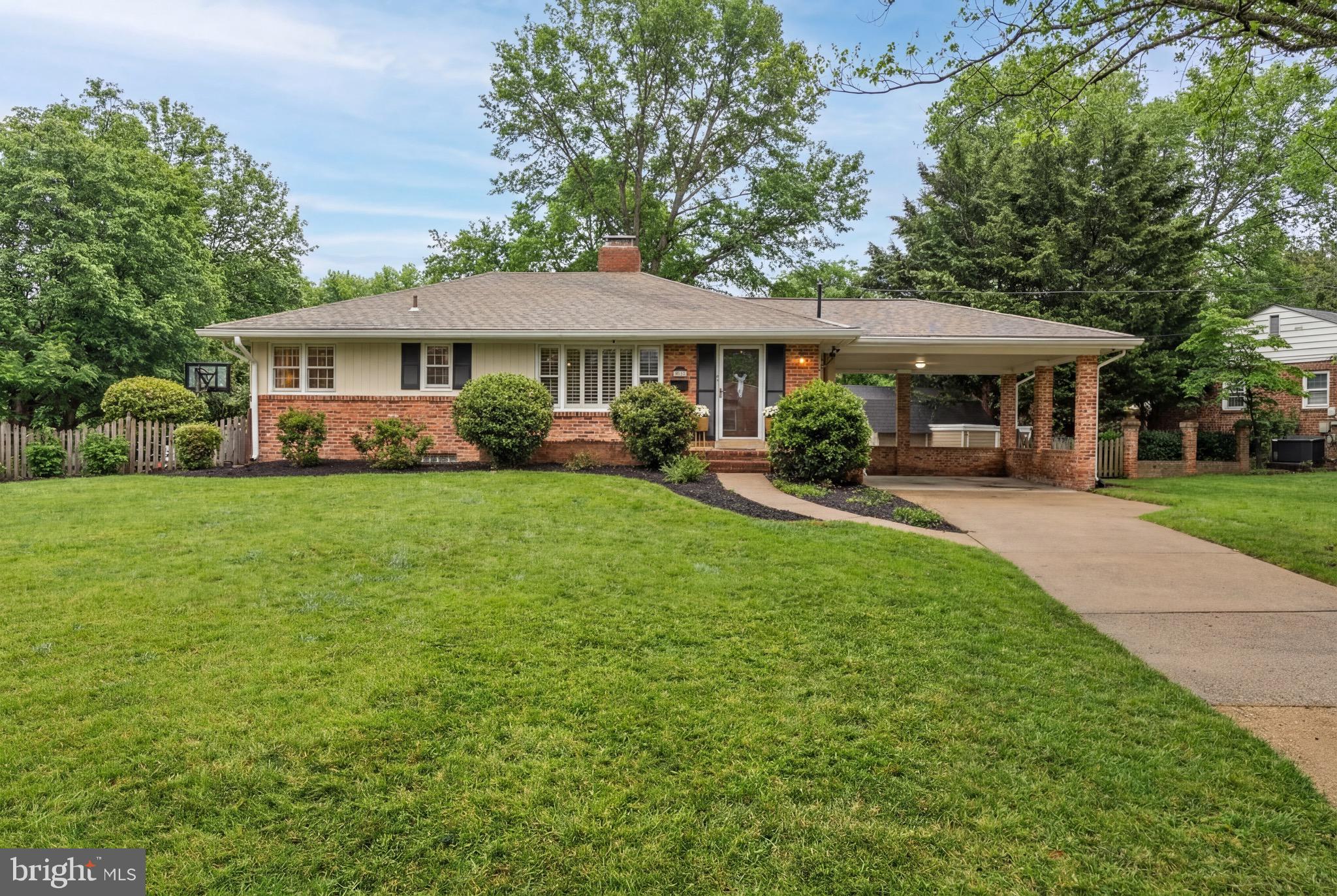 7911 Bainbridge Road Alexandria, VA 22308 - Photo 1 of 50 Welcome to 7911 Bainbridge Road!