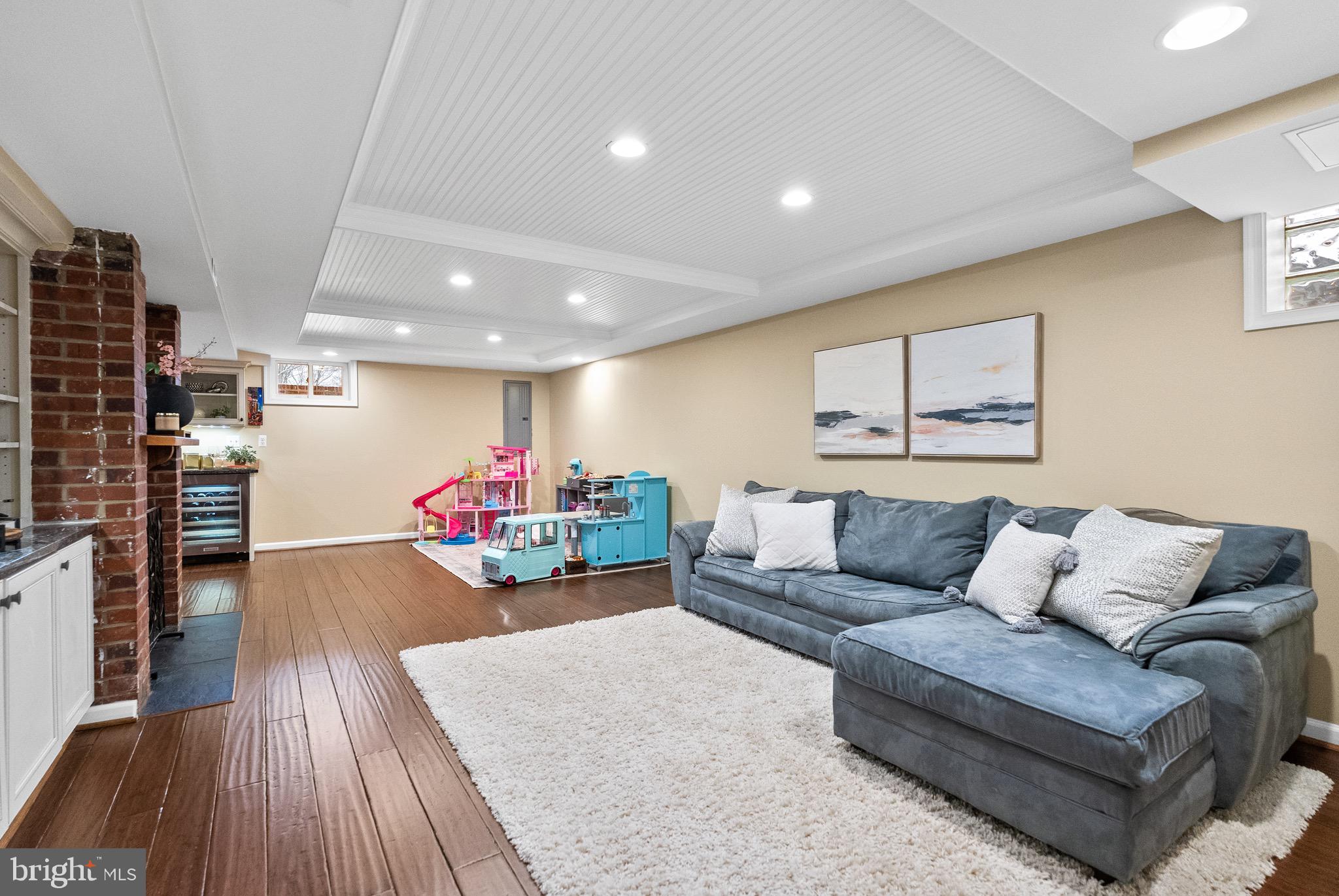 7911 Bainbridge Road Alexandria, VA 22308 - Photo 34 of 50