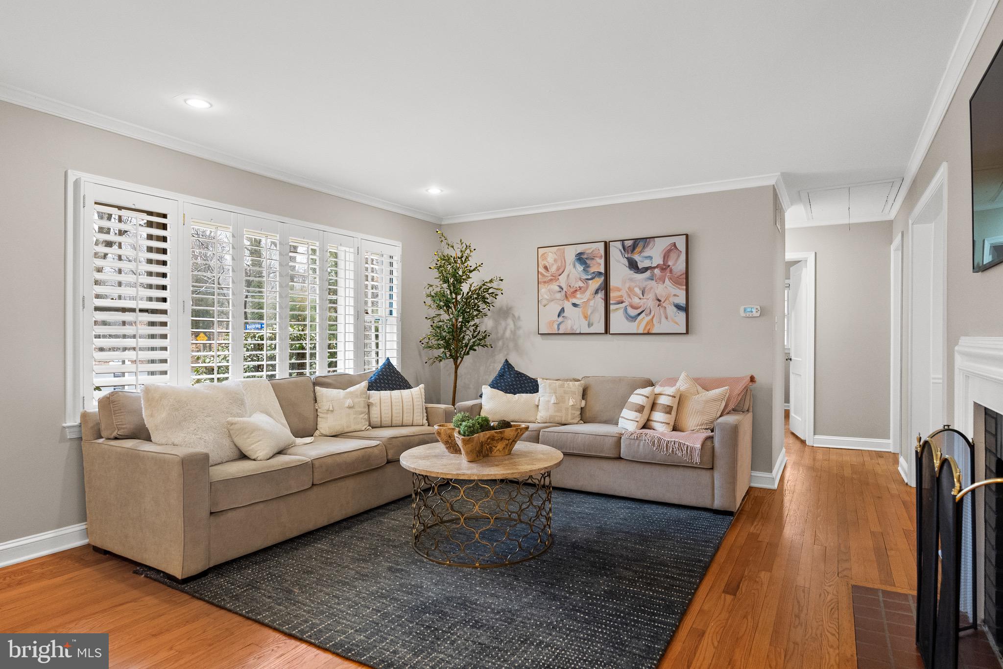 7911 Bainbridge Road Alexandria, VA 22308 - Photo 7 of 50