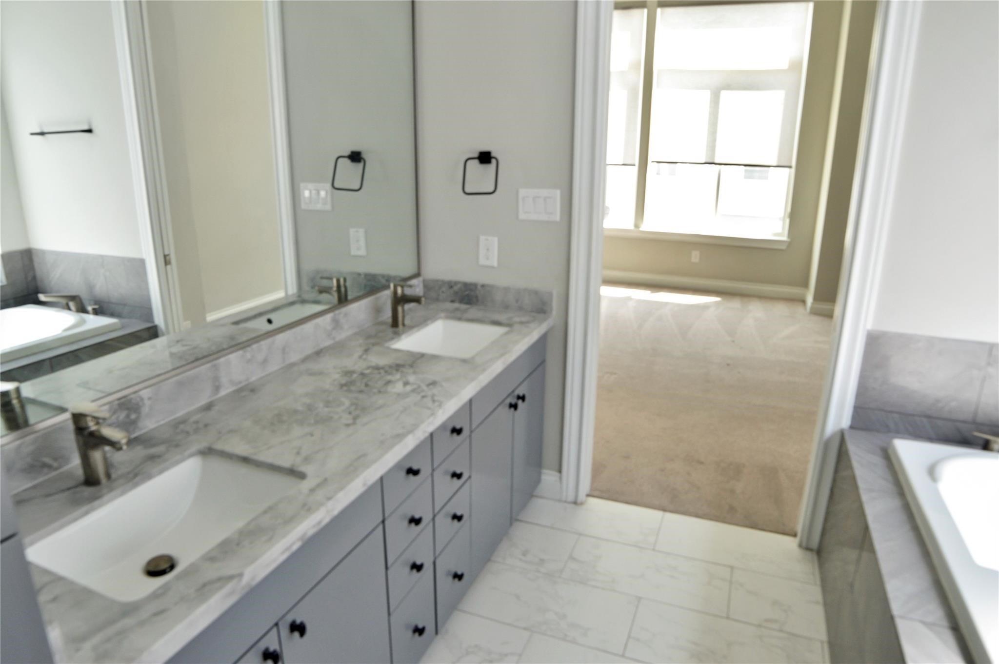 8918 Spring Knoll Forest Drive Houston, TX 77080 - Photo 14 of 30