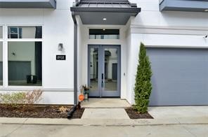 8918 Spring Knoll Forest Drive Houston, TX 77080 - Photo 2 of 30