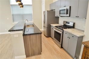 8918 Spring Knoll Forest Drive Houston, TX 77080 - Photo 4 of 30